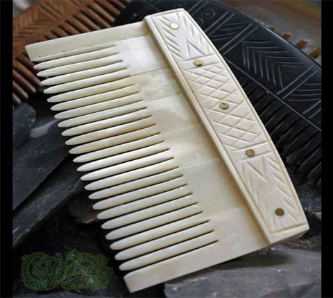 comb_medieval_bone