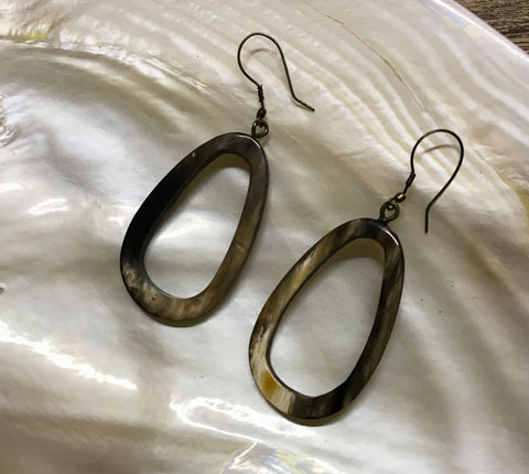 earrings_buffalo_horn