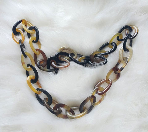 necklace_buffalo_horn